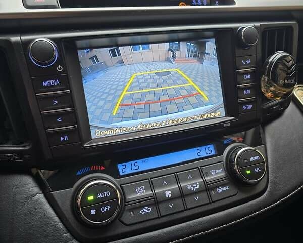 Білий Тойота РАВ 4, об'ємом двигуна 2.23 л та пробігом 220 тис. км за 20500 $, фото 13 на Automoto.ua