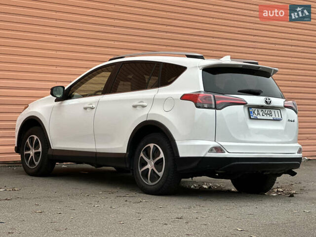 Белый Тойота РАВ 4, объемом двигателя 2.5 л и пробегом 183 тыс. км за 15490 $, фото 13 на Automoto.ua