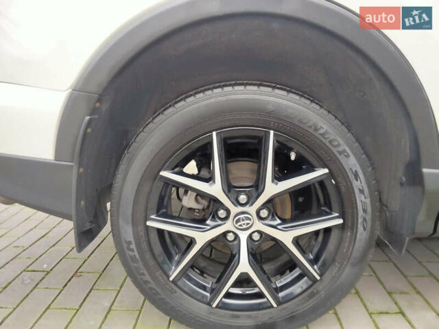 Белый Тойота РАВ 4, объемом двигателя 2.23 л и пробегом 63 тыс. км за 25200 $, фото 11 на Automoto.ua