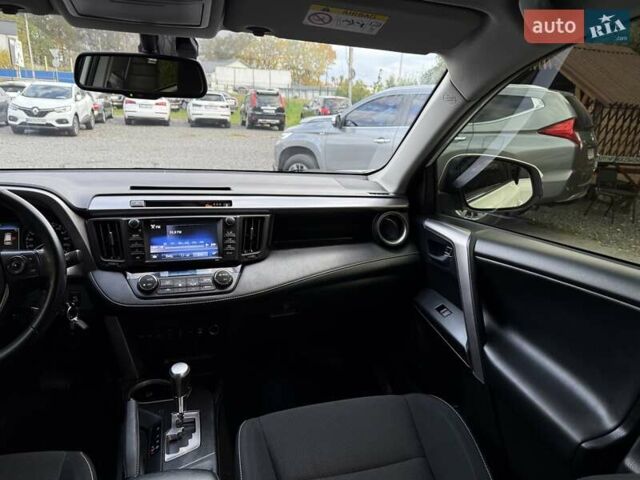 Білий Тойота РАВ 4, об'ємом двигуна 2.23 л та пробігом 192 тис. км за 20500 $, фото 63 на Automoto.ua