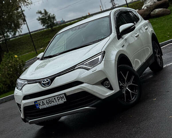 Белый Тойота РАВ 4, объемом двигателя 2.49 л и пробегом 146 тыс. км за 23997 $, фото 6 на Automoto.ua