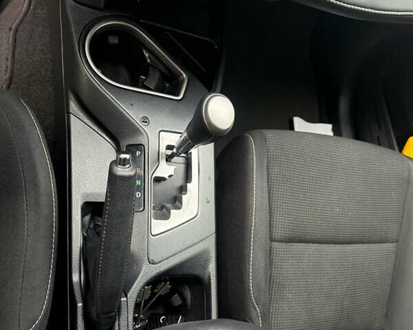 Белый Тойота РАВ 4, объемом двигателя 1.99 л и пробегом 67 тыс. км за 21000 $, фото 4 на Automoto.ua