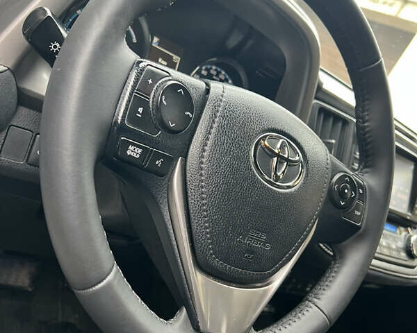 Белый Тойота РАВ 4, объемом двигателя 2.49 л и пробегом 199 тыс. км за 22999 $, фото 31 на Automoto.ua