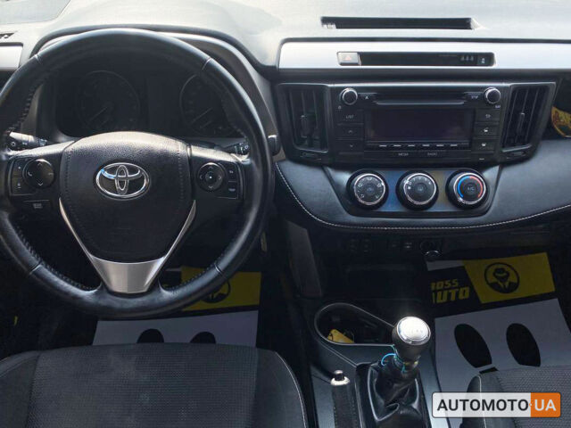 Белый Тойота РАВ 4, объемом двигателя 2 л и пробегом 171 тыс. км за 20300 $, фото 13 на Automoto.ua