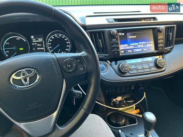 Белый Тойота РАВ 4, объемом двигателя 2.5 л и пробегом 108 тыс. км за 25300 $, фото 23 на Automoto.ua