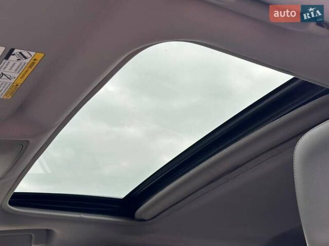 Білий Тойота РАВ 4, об'ємом двигуна 2.49 л та пробігом 122 тис. км за 19990 $, фото 12 на Automoto.ua