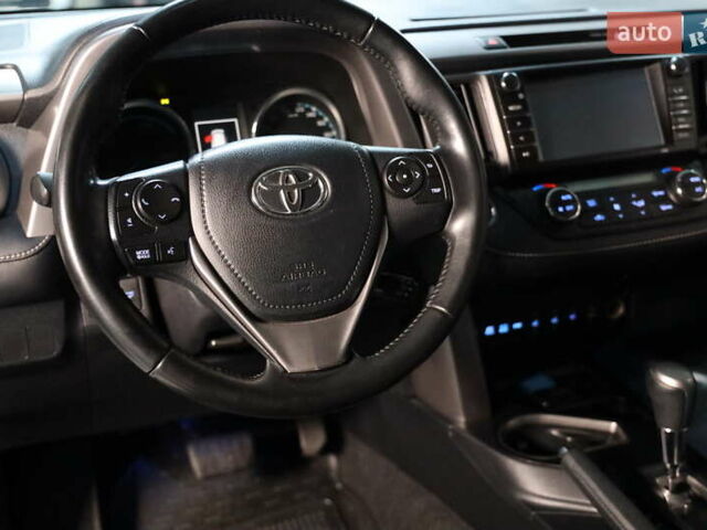 Білий Тойота РАВ 4, об'ємом двигуна 2.49 л та пробігом 72 тис. км за 24000 $, фото 21 на Automoto.ua