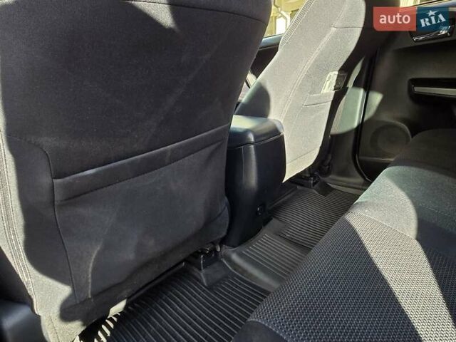 Тойота РАВ 4 2017 в Киеве на Automoto.ua Белый Тойота РАВ 4, объемом двигателя 2.49 л и пробегом 95 тыс. км за 21500 $, фото 23 на Automoto.ua