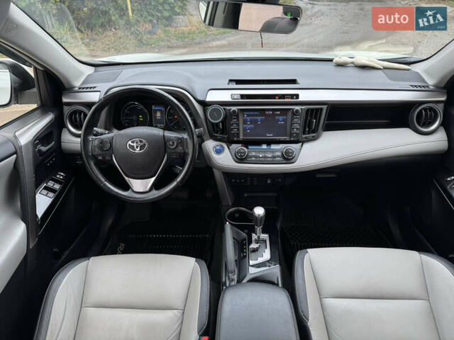 Білий Тойота РАВ 4, об'ємом двигуна 2.49 л та пробігом 96 тис. км за 22300 $, фото 23 на Automoto.ua