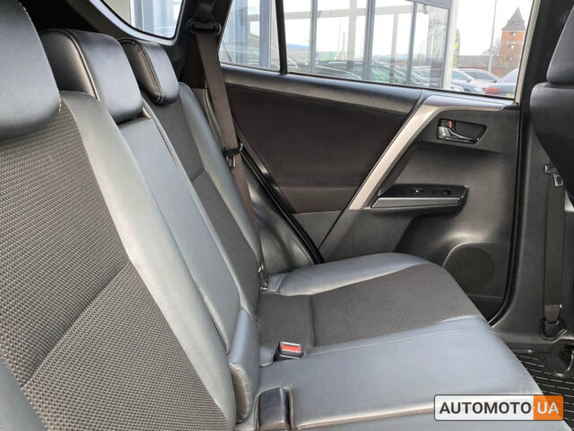 Білий Тойота РАВ 4, об'ємом двигуна 2.2 л та пробігом 288 тис. км за 22900 $, фото 23 на Automoto.ua