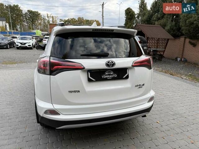 Білий Тойота РАВ 4, об'ємом двигуна 2.23 л та пробігом 192 тис. км за 20500 $, фото 18 на Automoto.ua