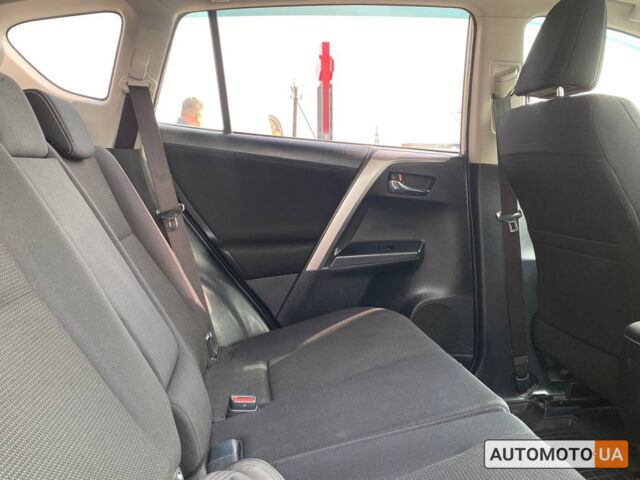 Белый Тойота РАВ 4, объемом двигателя 2 л и пробегом 171 тыс. км за 20300 $, фото 25 на Automoto.ua