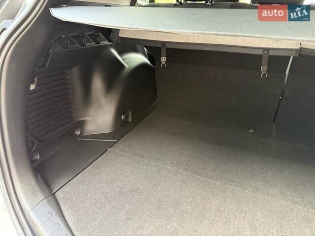 Білий Тойота РАВ 4, об'ємом двигуна 2.23 л та пробігом 192 тис. км за 20500 $, фото 50 на Automoto.ua