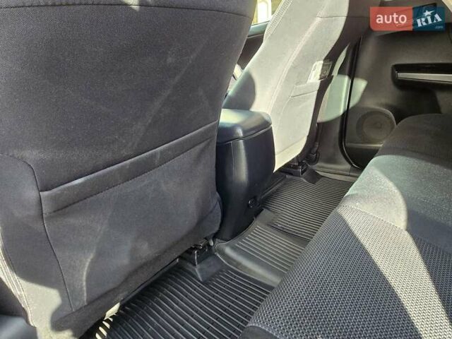 Тойота РАВ 4 2017 в Киеве на Automoto.ua Белый Тойота РАВ 4, объемом двигателя 2.49 л и пробегом 95 тыс. км за 21500 $, фото 25 на Automoto.ua