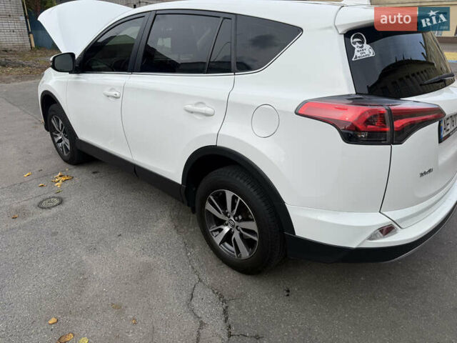 Белый Тойота РАВ 4, объемом двигателя 1.99 л и пробегом 67 тыс. км за 21000 $, фото 9 на Automoto.ua