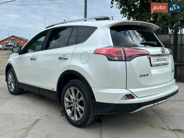 Білий Тойота РАВ 4, об'ємом двигуна 2.49 л та пробігом 122 тис. км за 19990 $, фото 6 на Automoto.ua