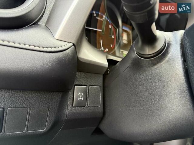 Білий Тойота РАВ 4, об'ємом двигуна 2.23 л та пробігом 192 тис. км за 20500 $, фото 71 на Automoto.ua