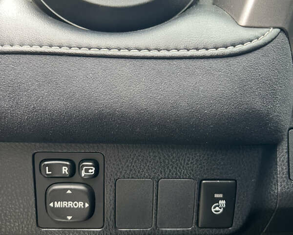 Белый Тойота РАВ 4, объемом двигателя 2.49 л и пробегом 199 тыс. км за 22999 $, фото 30 на Automoto.ua