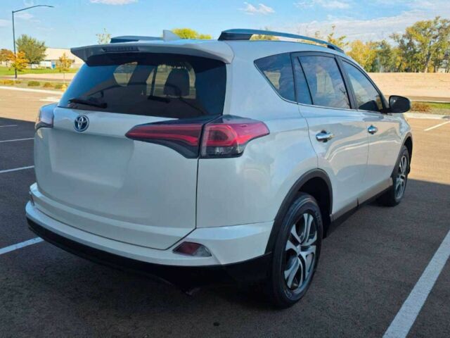 Белый Тойота РАВ 4, объемом двигателя 2.5 л и пробегом 64 тыс. км за 4500 $, фото 6 на Automoto.ua