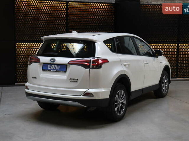 Білий Тойота РАВ 4, об'ємом двигуна 2.49 л та пробігом 72 тис. км за 24000 $, фото 5 на Automoto.ua