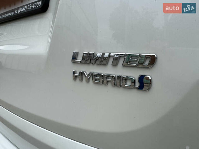 Білий Тойота РАВ 4, об'ємом двигуна 2.49 л та пробігом 96 тис. км за 22300 $, фото 16 на Automoto.ua