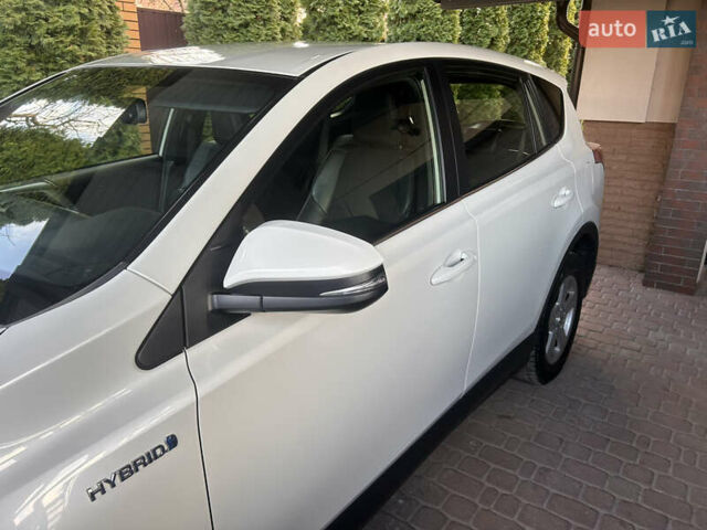 Білий Тойота РАВ 4, об'ємом двигуна 2.49 л та пробігом 146 тис. км за 24000 $, фото 2 на Automoto.ua