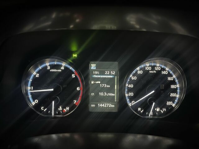 Белый Тойота РАВ 4, объемом двигателя 2.2 л и пробегом 144 тыс. км за 24000 $, фото 4 на Automoto.ua