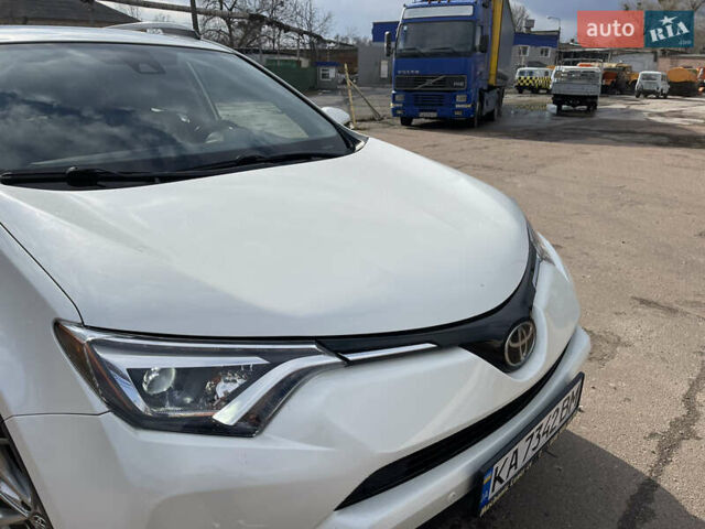 Білий Тойота РАВ 4, об'ємом двигуна 2.5 л та пробігом 147 тис. км за 22900 $, фото 21 на Automoto.ua
