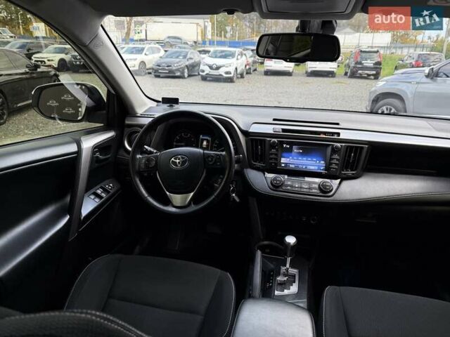 Білий Тойота РАВ 4, об'ємом двигуна 2.23 л та пробігом 192 тис. км за 20500 $, фото 62 на Automoto.ua