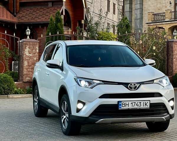 Белый Тойота РАВ 4, объемом двигателя 1.99 л и пробегом 111 тыс. км за 19999 $, фото 5 на Automoto.ua