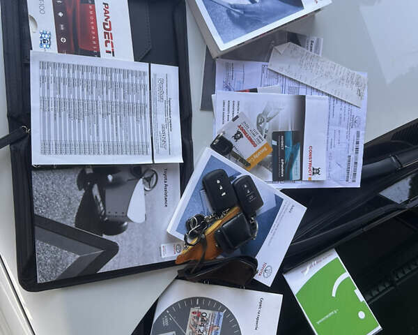 Білий Тойота РАВ 4, об'ємом двигуна 2.49 л та пробігом 146 тис. км за 24000 $, фото 23 на Automoto.ua