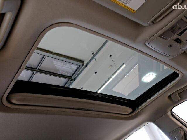 Тойота РАВ 4 2017 в Одессе на Automoto.ua Белый Тойота РАВ 4, объемом двигателя 2.5 л и пробегом 107 тыс. км за 23900 $, фото 8 на Automoto.ua