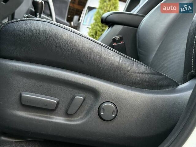 Белый Тойота РАВ 4, объемом двигателя 2.5 л и пробегом 117 тыс. км за 24300 $, фото 47 на Automoto.ua