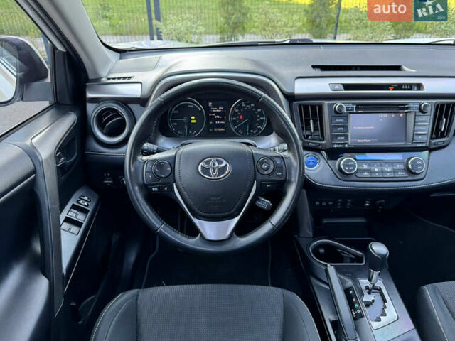 Білий Тойота РАВ 4, об'ємом двигуна 2.49 л та пробігом 121 тис. км за 24500 $, фото 29 на Automoto.ua