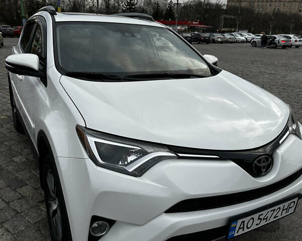Білий Тойота РАВ 4, об'ємом двигуна 2.49 л та пробігом 163 тис. км за 18000 $, фото 20 на Automoto.ua