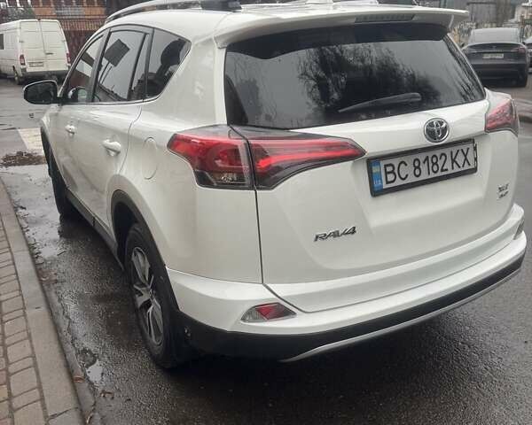Белый Тойота РАВ 4, объемом двигателя 2.49 л и пробегом 119 тыс. км за 19000 $, фото 29 на Automoto.ua