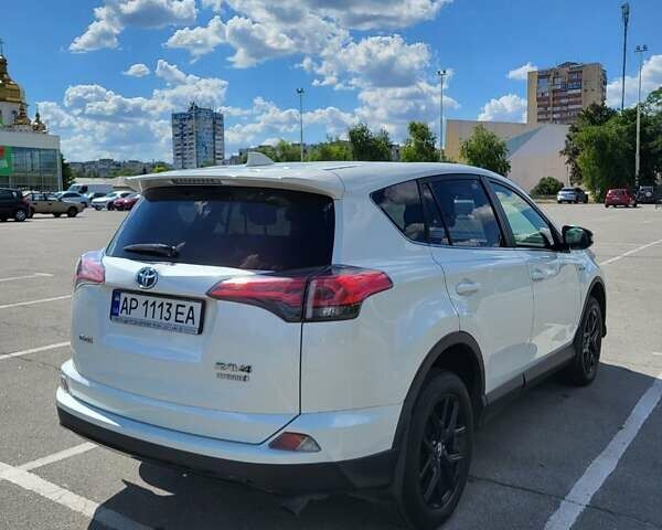Белый Тойота РАВ 4, объемом двигателя 2.49 л и пробегом 194 тыс. км за 23500 $, фото 2 на Automoto.ua