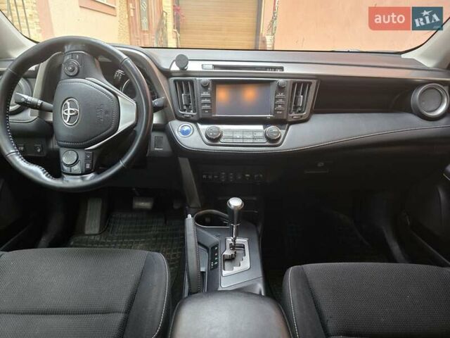 Белый Тойота РАВ 4, объемом двигателя 2.5 л и пробегом 110 тыс. км за 23500 $, фото 5 на Automoto.ua