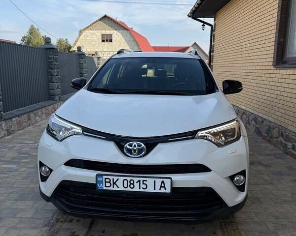 Білий Тойота РАВ 4, об'ємом двигуна 2.49 л та пробігом 115 тис. км за 24300 $, фото 2 на Automoto.ua