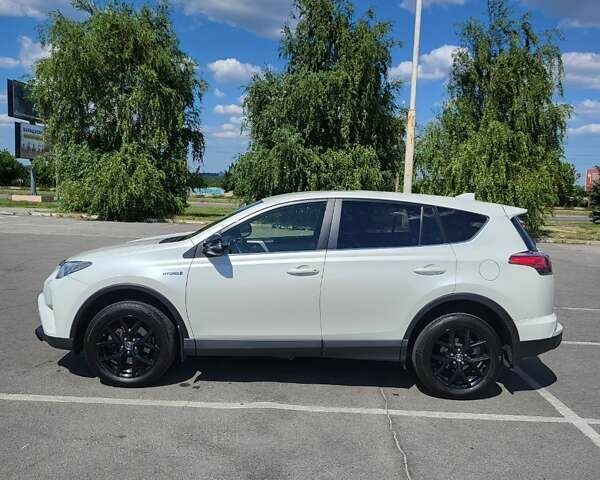 Белый Тойота РАВ 4, объемом двигателя 2.49 л и пробегом 194 тыс. км за 23500 $, фото 6 на Automoto.ua