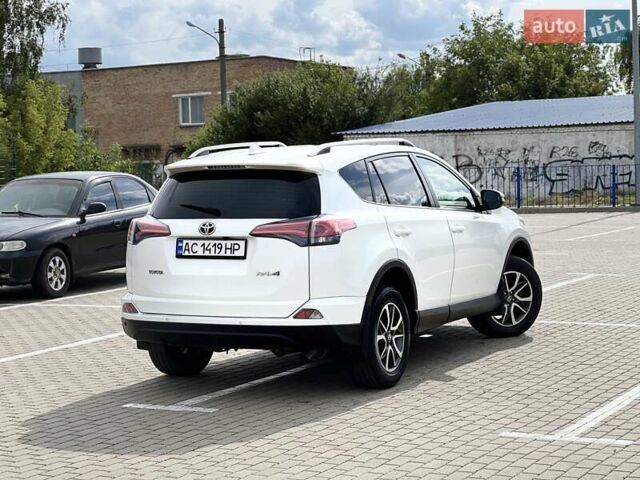 Белый Тойота РАВ 4, объемом двигателя 2 л и пробегом 171 тыс. км за 19999 $, фото 15 на Automoto.ua