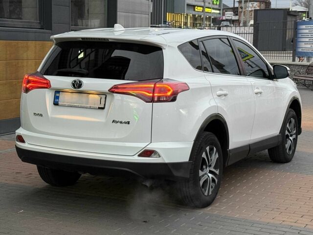 Белый Тойота РАВ 4, объемом двигателя 2 л и пробегом 98 тыс. км за 19500 $, фото 5 на Automoto.ua