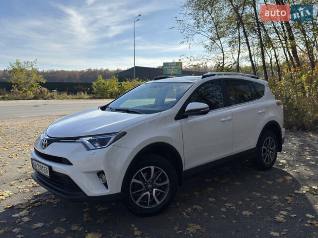 Білий Тойота РАВ 4, об'ємом двигуна 1.99 л та пробігом 196 тис. км за 19700 $, фото 3 на Automoto.ua