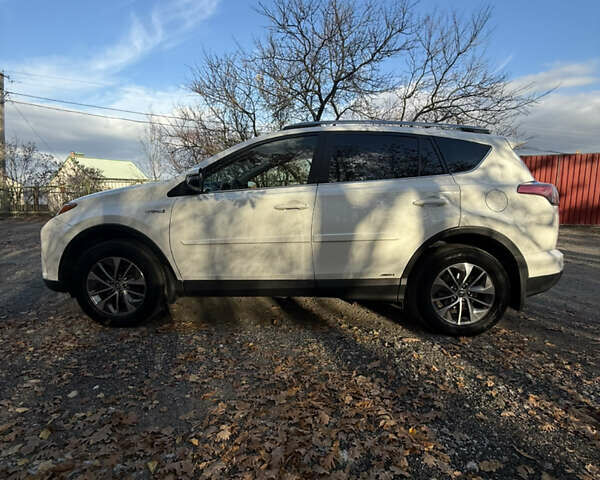 Білий Тойота РАВ 4, об'ємом двигуна 2.49 л та пробігом 150 тис. км за 22500 $, фото 3 на Automoto.ua