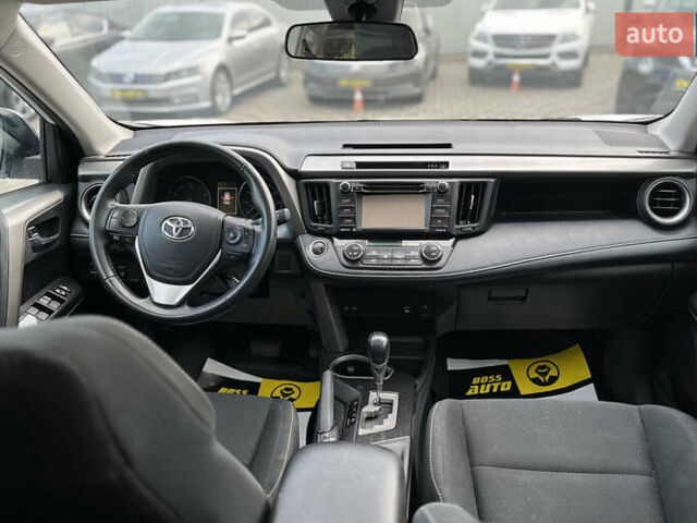 Белый Тойота РАВ 4, объемом двигателя 2.49 л и пробегом 95 тыс. км за 18699 $, фото 20 на Automoto.ua