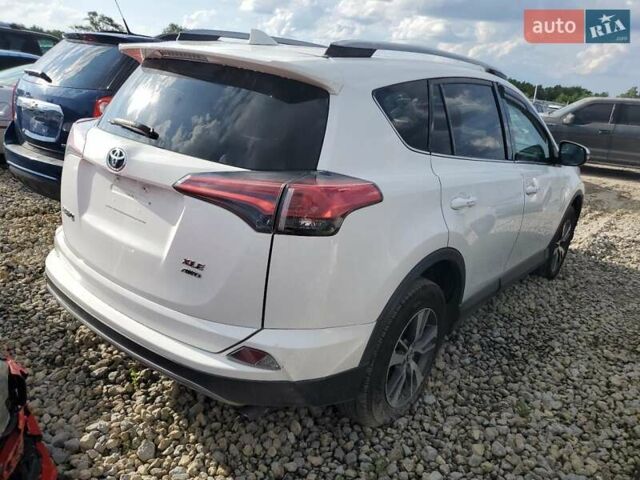 Білий Тойота РАВ 4, об'ємом двигуна 2.49 л та пробігом 85 тис. км за 4500 $, фото 2 на Automoto.ua