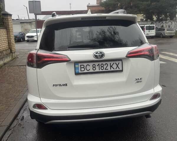 Белый Тойота РАВ 4, объемом двигателя 2.49 л и пробегом 119 тыс. км за 19000 $, фото 27 на Automoto.ua