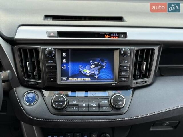 Белый Тойота РАВ 4, объемом двигателя 2.5 л и пробегом 117 тыс. км за 24300 $, фото 50 на Automoto.ua