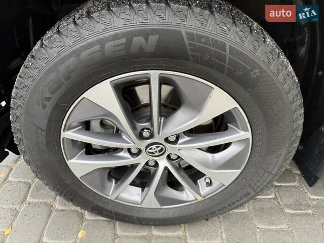 Белый Тойота РАВ 4, объемом двигателя 2.49 л и пробегом 98 тыс. км за 23999 $, фото 3 на Automoto.ua