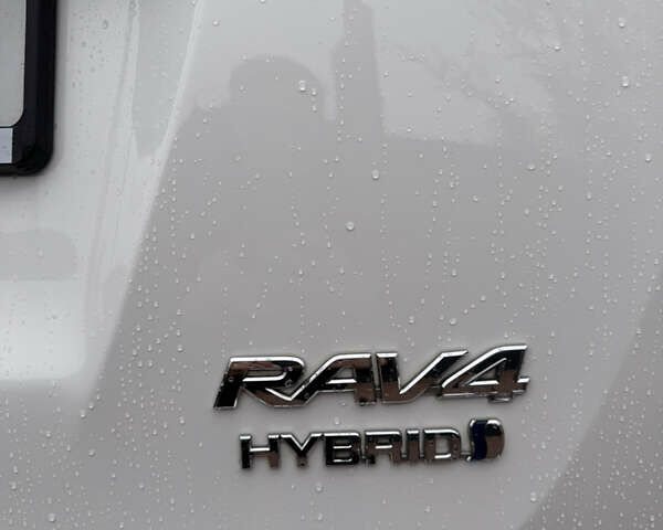 Белый Тойота РАВ 4, объемом двигателя 2.49 л и пробегом 144 тыс. км за 24990 $, фото 7 на Automoto.ua